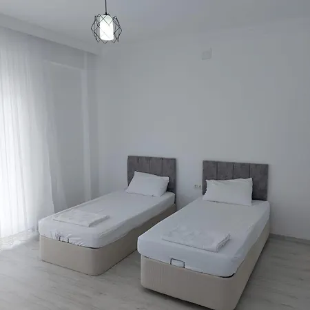 Okaliptus 48 别墅 Zikirciler